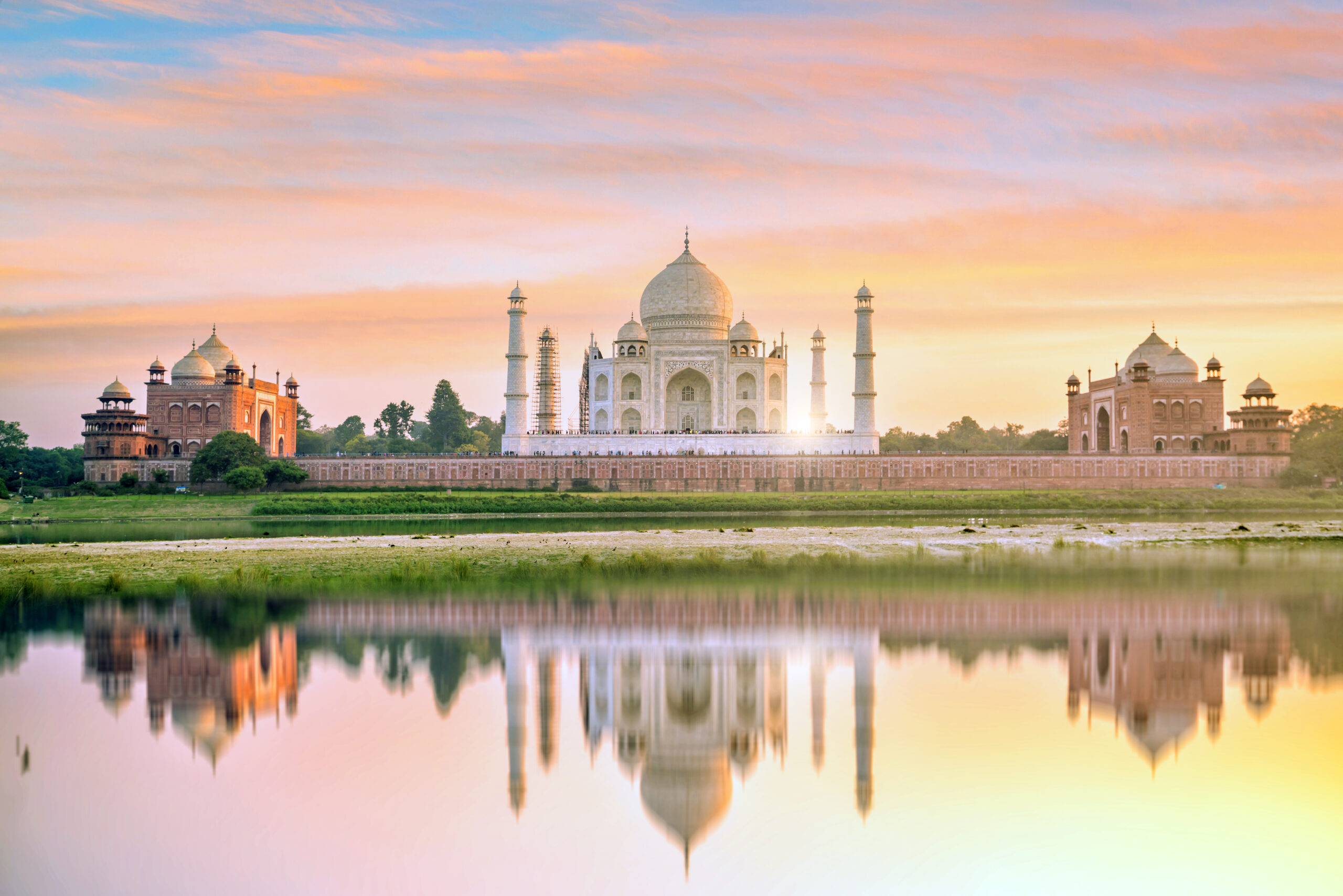 Taj Mahal ao pôr do sol