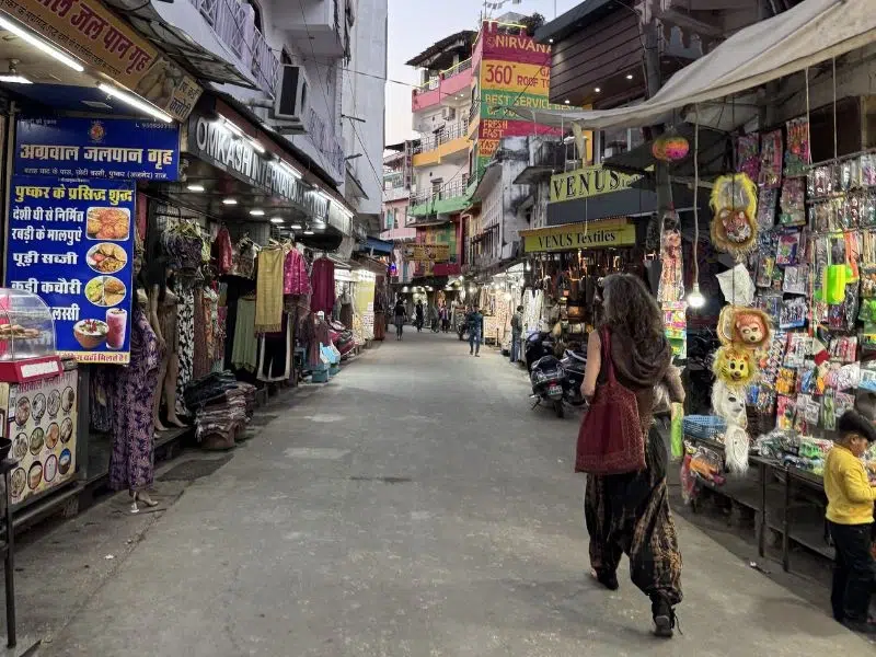 PUSHKAR LOJAS E BAZARES